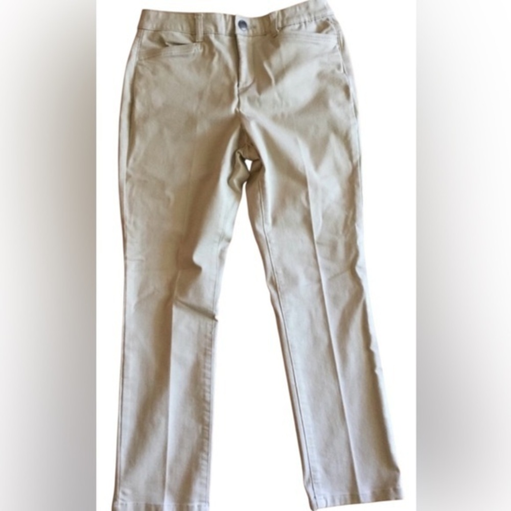 Christopher & Banks Slimming Kahki Pants Slacks Size 6P